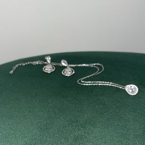 Costume wedding jewelry set with rhinestone in silver with adjustable neck lngth